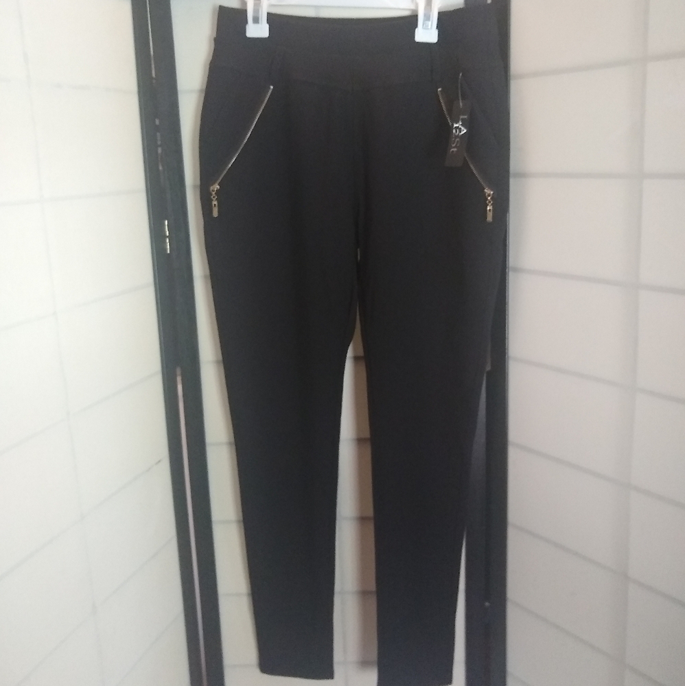 Black skinny dress pants